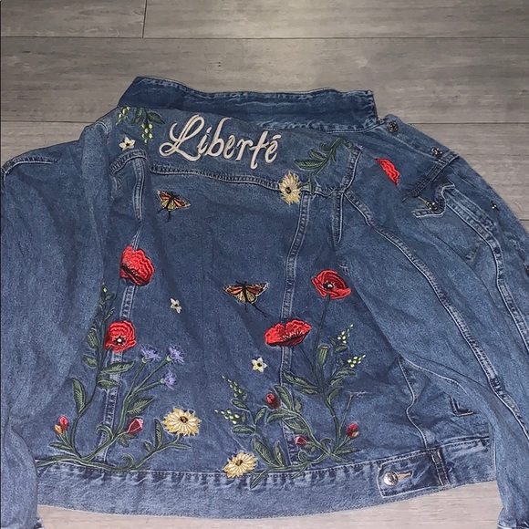Jean jacket - Picture 2 of 2